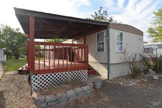 26460 Court Ln, Lewiston, ID 83501