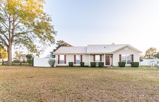 3036 County Road 68, Dothan, AL 36305