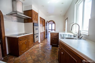 876 Green St, San Francisco, CA 94133