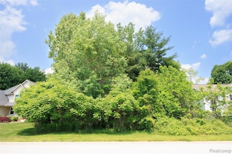 3408 N Burwick Dr, Port Huron, MI 48060