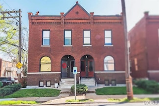 2712 Potomac St, Saint Louis, MO 63118