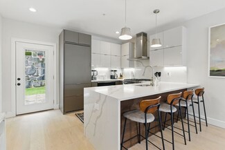 54 Robey St Unit 54, Boston, MA 02119