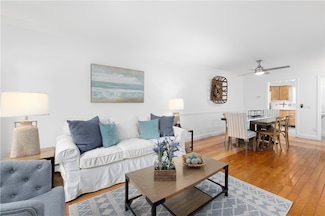 45 Cherry Ln Unit E, South Kingstown, RI 02879