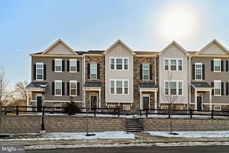 26 Hamilton St, Chalfont, PA 18914