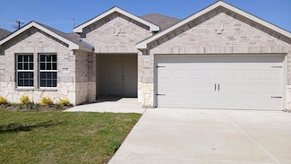 108 Labein Ave, Greenville, TX 75402