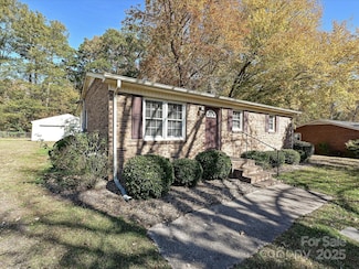 117 Sunset Ln, Bessemer City, NC 28016