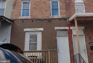 2110 S Daggett St, Philadelphia, PA 19142