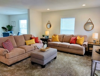 1506 Oak Dr Unit 67, Vista, CA 92084