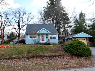 59 Lynwood Dr, Willimantic, CT 06226