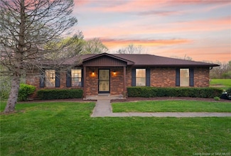 5510 Briarhill Dr, Floyds Knobs, IN 47119