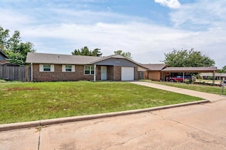 4713 SE Sunnymeade Dr, Lawton, OK 73501