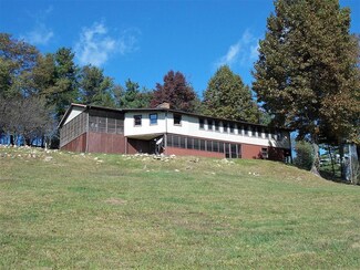 101 Evergreen Trail, Fancy Gap, VA 24328