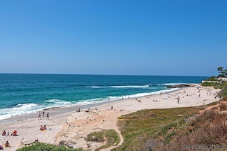 373 Nautilus St Unit U3, La Jolla, CA 92037