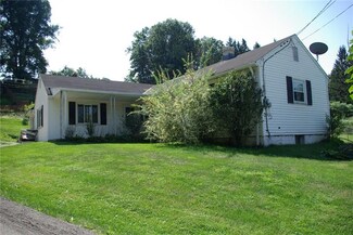 112 Quarry St, Bentleyville, PA 15314