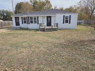 305 S 8th Ave, Paragould, AR 72450