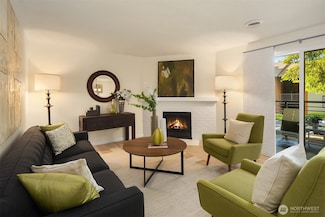 12223 NE Bel Red Rd Unit D105, Bellevue, WA 98005