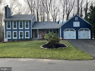 9919 Coffer Woods Rd, Burke, VA 22015