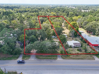 220 Porter Rd, Conroe, TX 77301