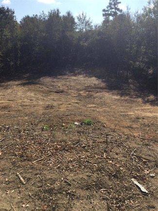 2348 Gwendale Dr E, Lizella, GA 31052
