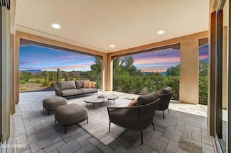 18032 E Wolf Tree Ln, Rio Verde, AZ 85263