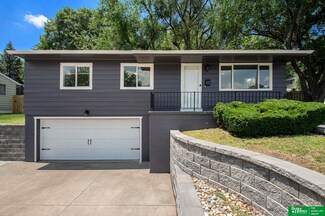 326 N Osage St, Papillion, NE 68046