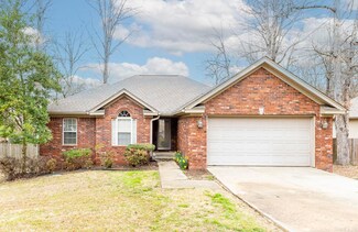 2619 Millbrook Dr, Benton, AR 72015