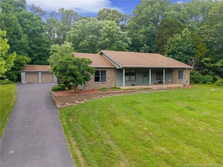 3805 Lake View Dr SE, Elizabeth, IN 47117