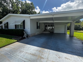 735 Gladiola Dr, Auburndale, FL 33823