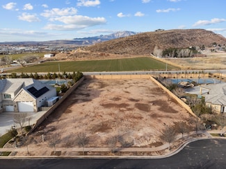 387 Chateau Meadows Cir, Washington, UT 84780