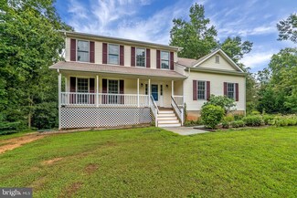 5897 Moore Rd, Marshall, VA 20115