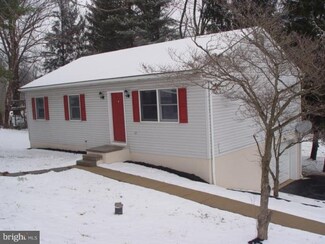 569 Cinder Rd, New Providence, PA 17560