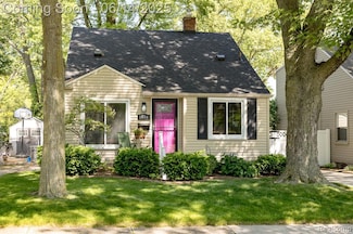 1534 Oakley Rd, Clawson, MI 48017