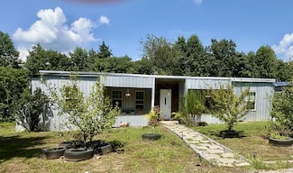 190 Summerhill Rd, Linden, TN 37096