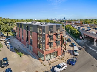 3953 W Dakin St Unit 204, Chicago, IL 60618