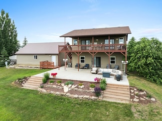 4610 12d St NW Unit 4610 Rosemont St, Garrison, ND 58540