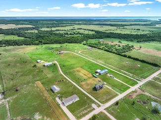 1955 County Road 3808, Wills Point, TX 75169