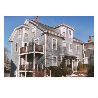 125 Elm St Unit A, Marblehead, MA 01945