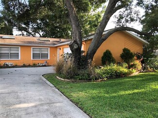 13034 123rd Ave, Largo, FL 33774