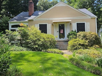 2431 W Woodland Cir, Atlanta, GA 30344