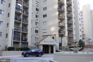 1211 S Eads St Unit 804, Arlington, VA 22202