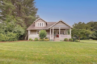 3040 S Rockport Rd, Bloomington, IN 47403