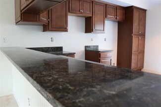 7 Stevens Ct Unit B, Atkinson, NH 03811