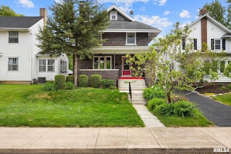 1614 W Columbia Terrace, Peoria, IL 61606