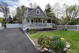 174 Crest Ave, Trenton, NJ 08690