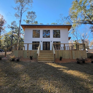 1291 Couthran St, Manning, SC 29102