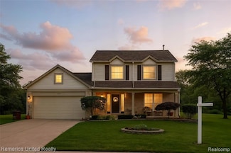 900 Oak Creek Dr, South Lyon, MI 48178