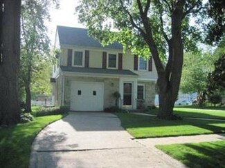 403 Richardson Ave, Ashton, IL 61006