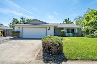 3559 Auburn Dr, Redding, CA 96001