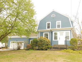 327 Quincy St, Fall River, MA 02720