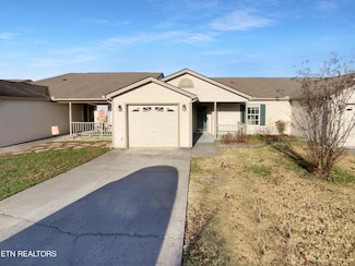 553 Ravenwood Dr, Maryville, TN 37801